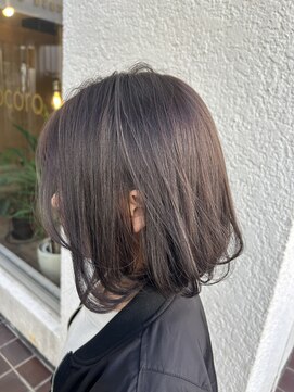 アメリ ココロ 南森町店(Ameri cocoro.) 柔らかい大人ブラウンベージュ☆ふんわり重ためボブ