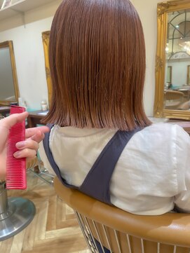 ロンド ブランシュ 錦糸町北口(Lond blanche) 広がる髪には縮毛矯正がおすすめ