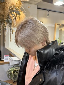 レオン(Re:ON) ミルクティーベージュ！