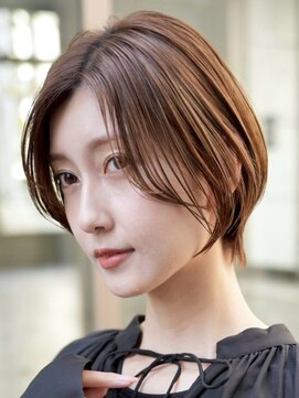 エリマ 横浜西口(elima) 横浜西口大人ショートボブくびれショートヘア切りっぱなしボブ