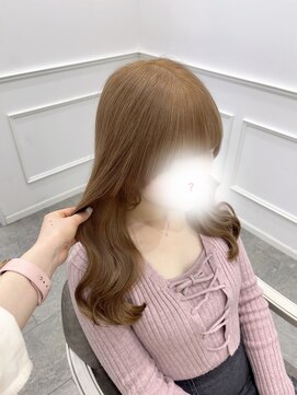 リルミー(Lilme) ブリーチで叶える＊冬の透明感ミルクティーヘア＊新井