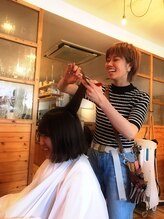 施術！！ライフスタイルに合ったヘアに☆