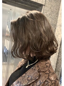 ウィルゴ(VIRGO) 自然なハイライトカラーでオフィスでもok☆アッシュベージュ