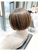 ユッカ エルア 武庫之荘南口(YUCCA elua)&nbsp;【elua 角床】前下がりショートボブ