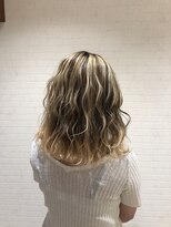 レイフィールド 浜町観光通り店(RAY Field) ブロンドヘアー