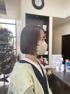 アールトゥーヘアー(art To Hair) 切りっぱなしボブ/マロンカラー/タンバルモリ