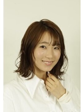 ドゥセリエ 新宿本店(de cellier) 小顔ミディアム外ハネボブ