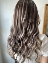 ラビス クローバー(Lovis clover)&nbsp;イメチェンヘアスタイル