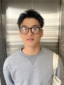 ライラ(Lyla) 重野guest Style ツイスパスパイキーショート