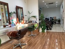 ビューティーアリス(Beauty Alice)の雰囲気（広々とした店内♪）