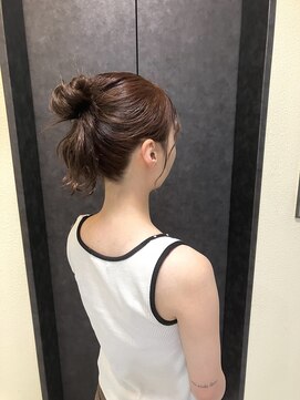 ミラ(Mila) ミディアムから♪お団子アップヘア★