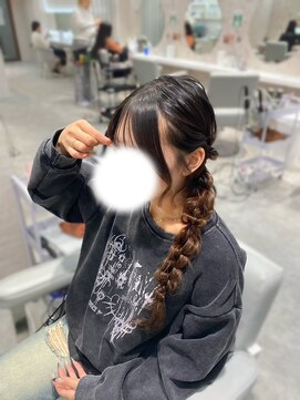 ベルグロー(BELLEGROW) 編み下ろしヘア/お呼ばれヘアセット/アップヘア