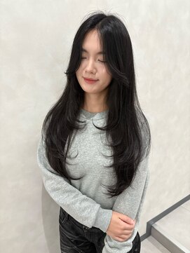 20代30代ロングレイヤー顔まわりレイヤーカット