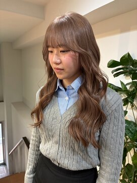サンク 原宿 表参道(cinq) ミルクティーベージュきりっぱなしボブレイヤーハッシュカット