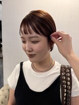 ニュートライズ(NEUTRIZE)&nbsp;オレンジレッドが映えるオン眉ベリーショート