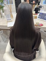 ステラ(Stella)&nbsp;【圧倒的艶髪で振り返られる美人に】八戸縮毛矯正・30代・40代