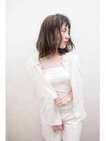 シロ(SiLO) ＊グレージュベージュ☆ウェーブボブ＊