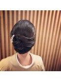 和髪シニヨンスタイル