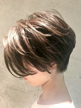 モカヘアー(mocha hair) ハンサムショート