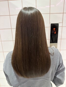 ロンドルーチェ 心斎橋(Lond luce) ダークアッシュ/ミディアムレイヤーカット［髪質改善/縮毛矯正］