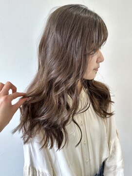 フォーク FOLK 【FOLK】透明感グレージュ☆似合わせゆる巻きロング♪