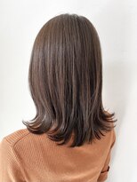 フェルナ(FERNA) 【大人可愛いナチュラル外ハネミディ】