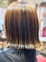 カミビトグロウ(kamibito glow)&nbsp;20代30代40代ハイライト透け感ロブヘアーベージュ外国人風カラー