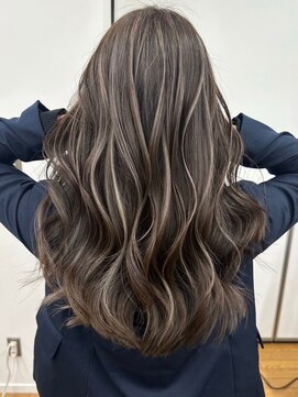 ヨロ 上野(YOLO) ハイライトカラーミルクティーベージュケアブリーチダブルカラー