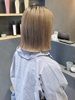ラミエバイメルト 下北沢(lamie by melt)&nbsp;花田/切りっぱなしボブ/美髪/ハイトーンボブ/ベージュ/ミニボブ