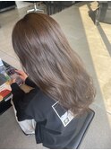 くすみベージュ