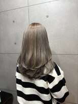 アシリ(asir)&nbsp;レイヤーカット/ミディアムレイヤー