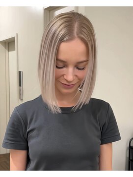 ハーパーズ 渋谷(harpers) ホワイトベージュのハイライトバレイヤージュ