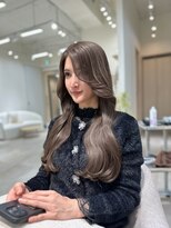 アム 表参道(am) 小顔薄めバンググレージュレイヤーロング前髪パーマ黒髪