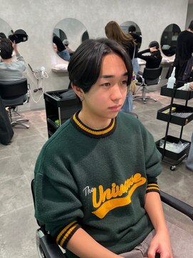 ジーニー 千葉(GENiE) アッシュブラック/ウルフ/センターパート/山本うらら