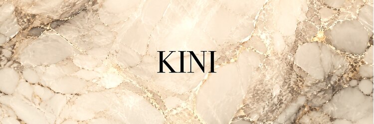 キニ(KINI)のサロンヘッダー