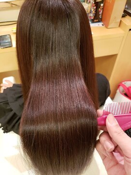 e.m.a プレミアムビューティーサロン 栄駅店(e.m.a PREMIUM BEAUTY SALON) 髪質改善