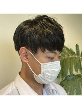 フィーリー ヘア デザイン 太田店(feAry) 学生も安心の前下がりマッシュ