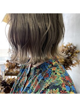 ミント(mint) 【 春色オリーブベージュ◎ 】