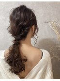 ローポニー　ルーズヘアアレンジ