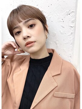 イルウィ(irwi) 【こなれ感】大人かわいいワイドバングショート　ブラウンカラー