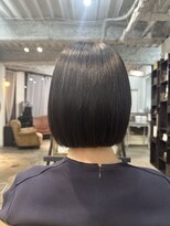 レガーレ(Legare) 秋冬オススメ黒髪ワンレンボブ