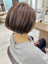 アッシュ 下北沢店(Ash) プチ刈り上げの前下がりショートボブ