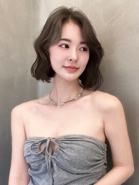 グロー オオミヤ アネックス 大宮(GLROW OMIYA ANNEX) ♪韓国ボブ　ウルフ　レイヤー　縮毛矯正　ダブルカラー