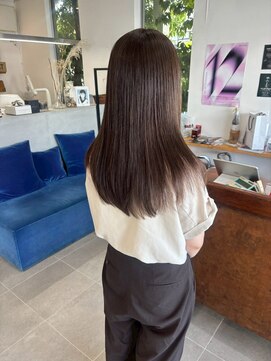 O ココアグレージュ透け感うるツヤワンカラーナチュラルストレート