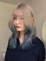 イェッカ パビル(YECCA pabil)&nbsp;ホワイトベージュから水色の裾カラー