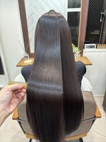 イリーブ(elieve)&nbsp;柔らかく仕上げる髪質改善とケアカラーでダメージ軽減