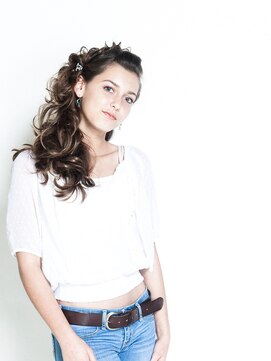 ブルーフィン シセロ(Blue Fin cicero) 大人可愛いくるりんカール☆おしゃれアレンジ20代30代