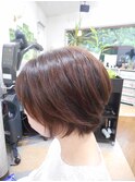 ショートボブ