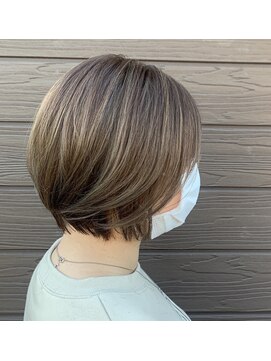 エフパレードシーサイド(F.PARADE seaside) ハイライトボブ【上総一ノ宮】【茂原】