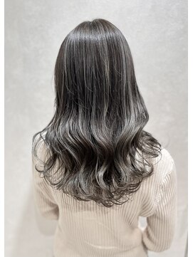 アッシュ 八王子店(Ash) プラチナシルバー/ハイライト/バレイヤージュ/イルミナカラー